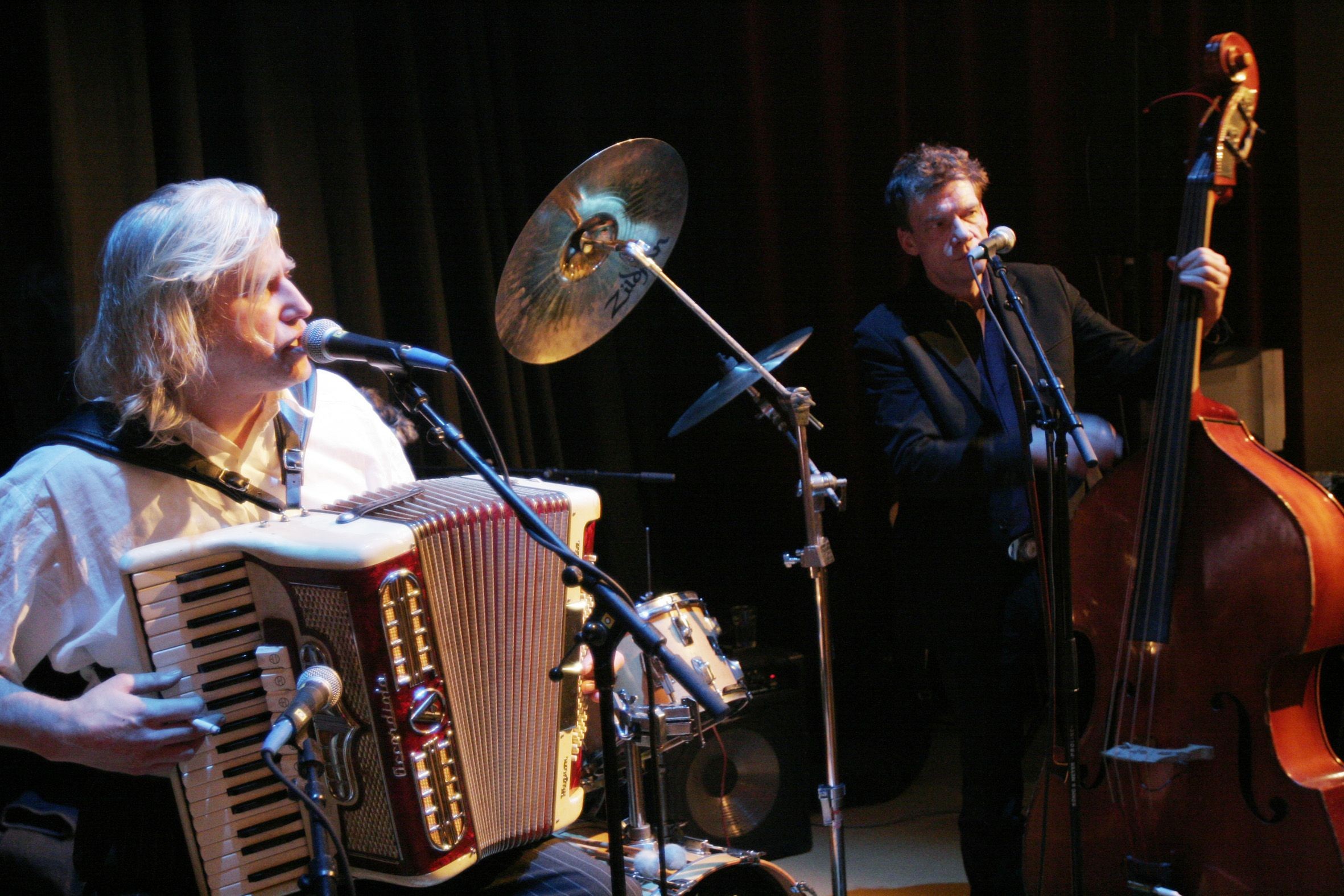 Trio 2000