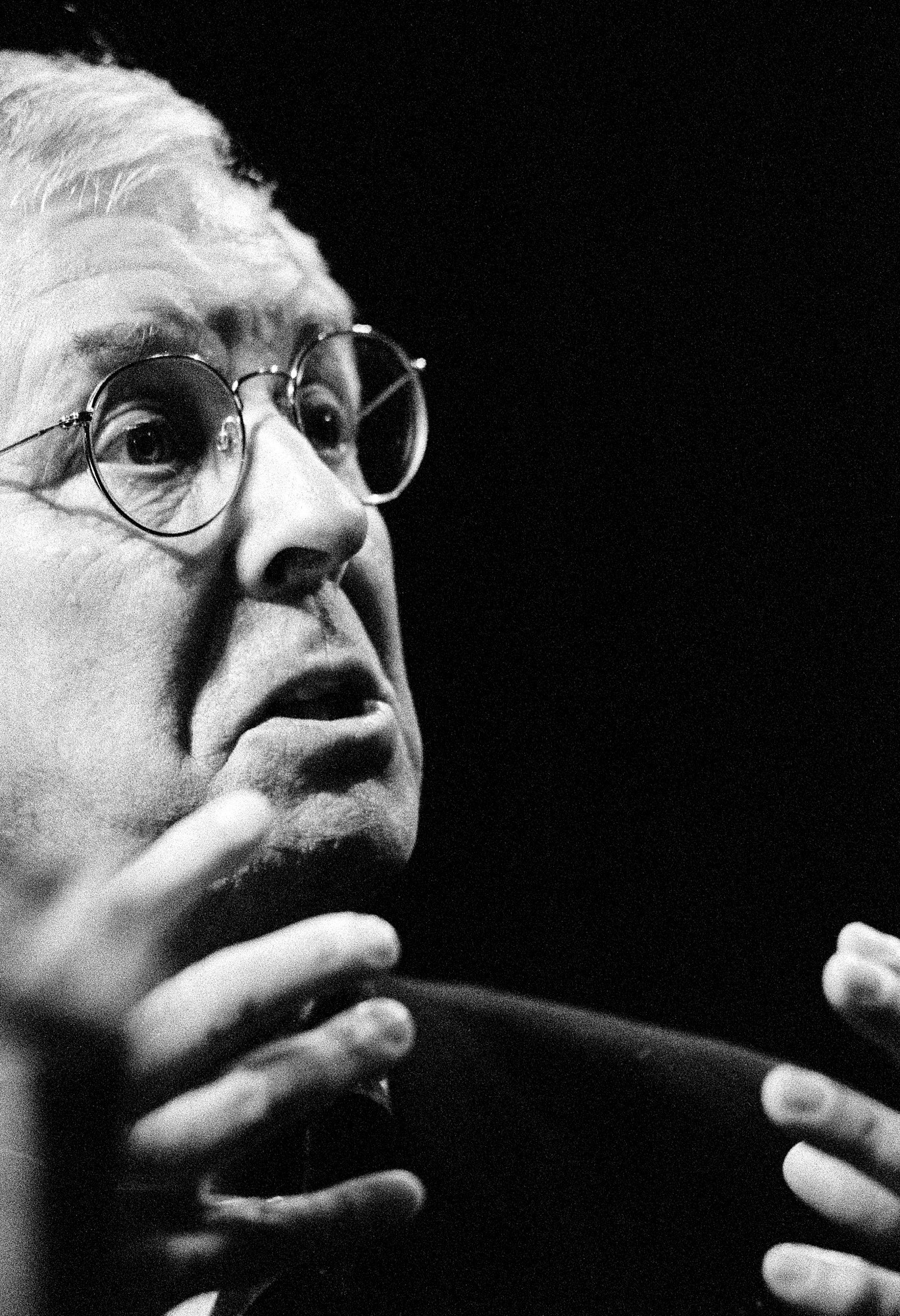 Aart van Zoest